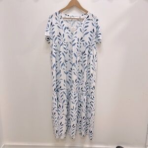 Nwt Made With watercolor blue and white dress
